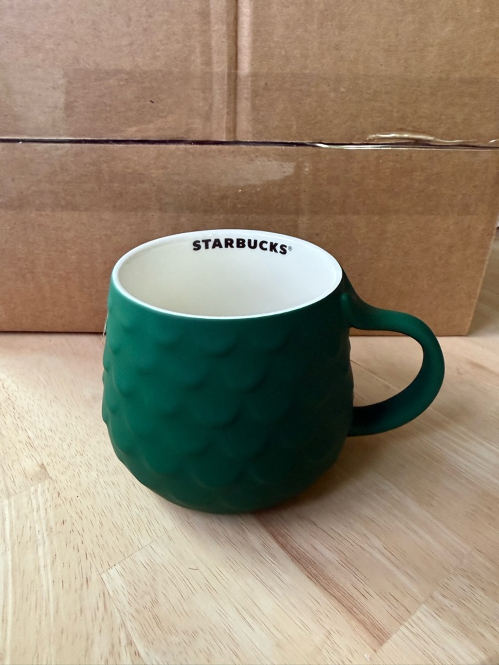 Starbucks Dark Green Scalloped Ceramic Mug with White Interior